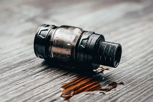 10 useful tips to keep you away from e liquid leaking 